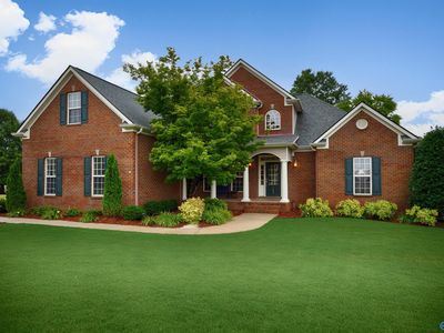 125 Wickerberry Ln