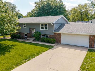 103 Robert Dr