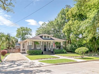 4 Bienville Ave