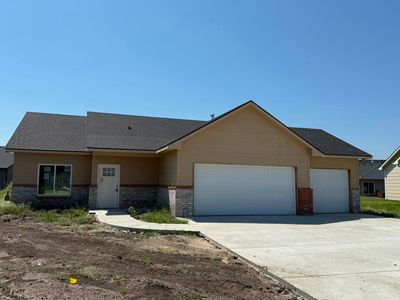 Property at 1621 Midway Ct, Valley Center, KS