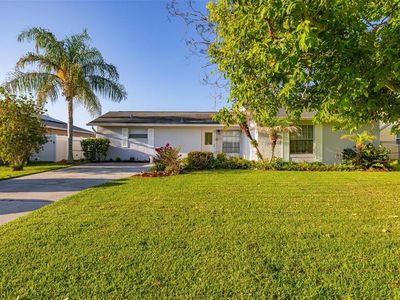 708 Wedge Ln