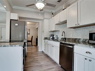 412 Bryn Mawr Is