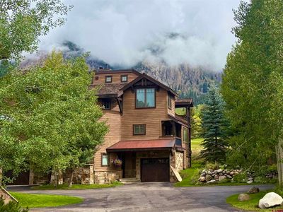 4 Mountain Horizons Drive