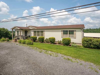 1163 Summers School Rd
