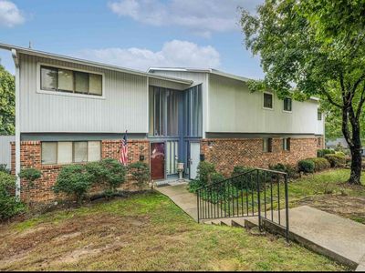 14 Briargate Pl
