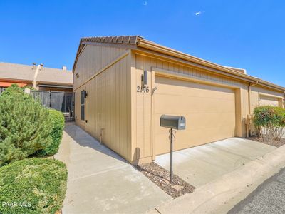 2176 Clubhouse Dr