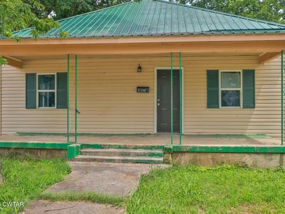 Property at 407 Irvine St, Paris, TN