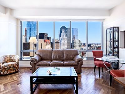 2 Avery St APT 25G