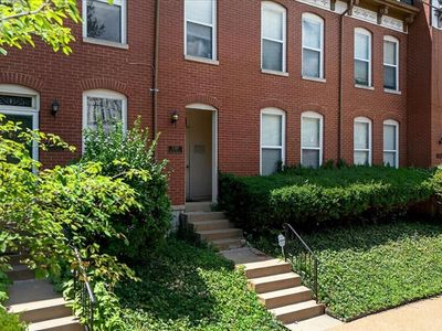 2320 Rutger St APT E