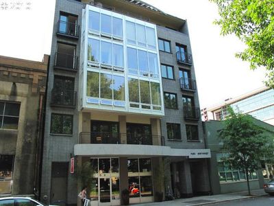 327 NW Park Ave APT 3A