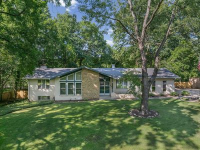 2417 Mayfair Dr