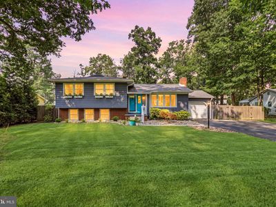 1194 McClain Dr
