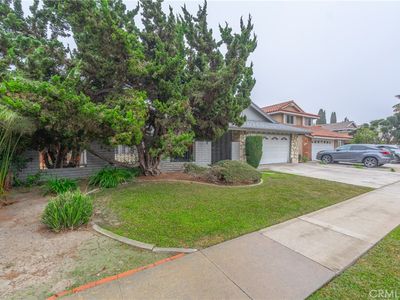 1418 W Carriage Dr
