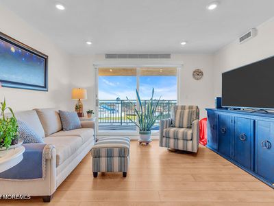 422 Ocean Avenue N #3j