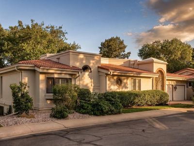 2109 Country Club Cv