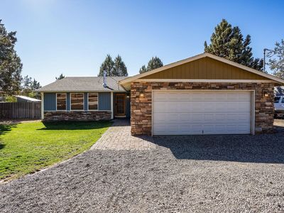 8199 SW Crater Loop Rd