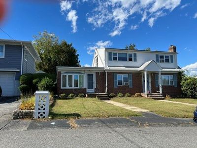 49 Tiffany St