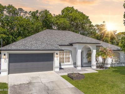 425 La Veta Dr