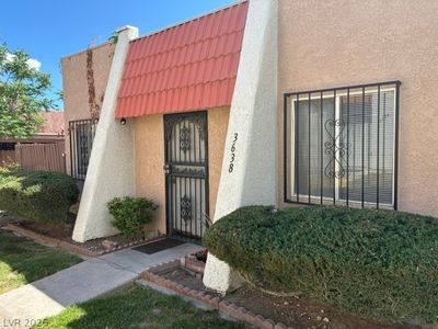 3638 Villa Knolls East Dr