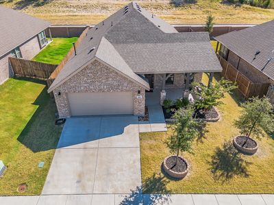 1821 Abelia Ln