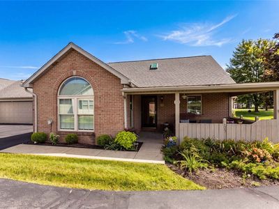 105 Carriage Dr