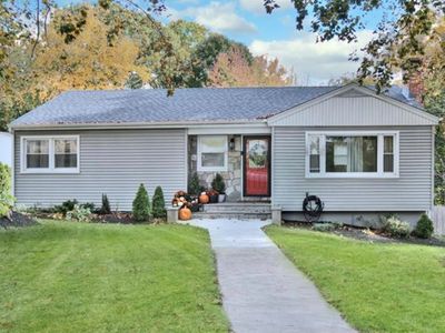5 Pepperidge Rd