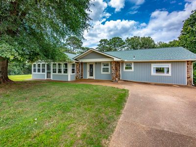 205 Mountain Trail Rd