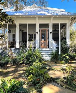 111 Pier Ave