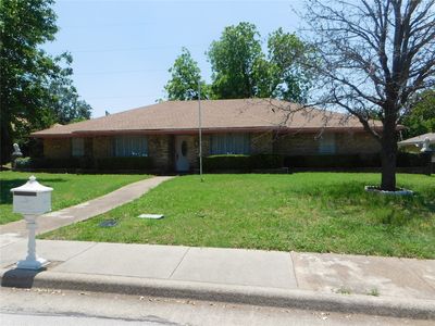 1030 Hunters Creek Dr