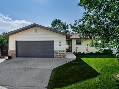 529 Greenspring Pl