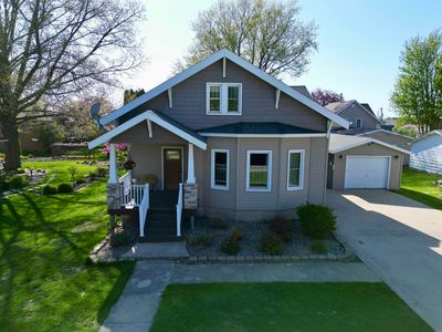 303 S West St