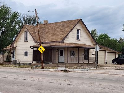 402 Boyle Ave