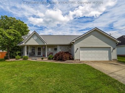 Property at 126 Woodbend Cv, Winfield, WV