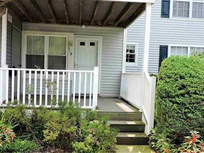 219 London Ct Unit 219