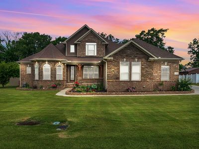 33 Ivy Dr