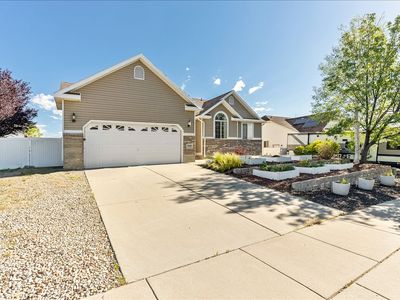 5948 W River Rock Pl