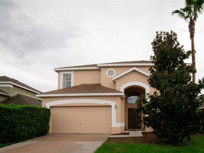 13752 Hidden Forest Cir