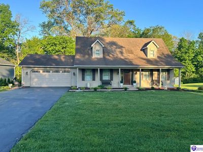 909 Forest Hills Dr
