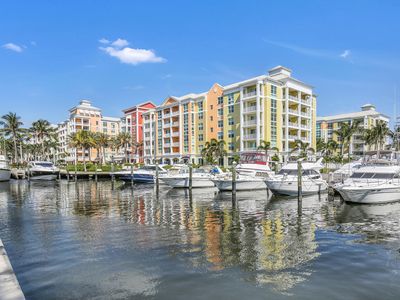 806 E Windward Way #Ph 1