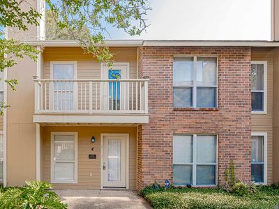 242 Antrim Dr APT C
