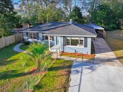 205 Cloverdale Dr
