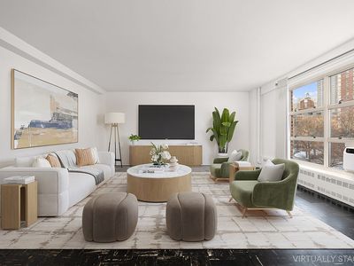 80 La Salle St APT 9A