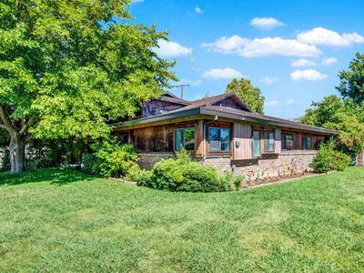 2225 Franco Lane