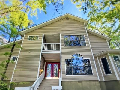 11 Pontalba Dr