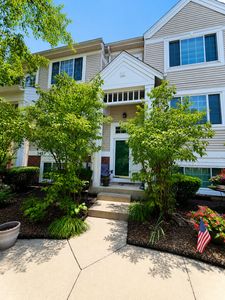 3457 Ravinia Cir
