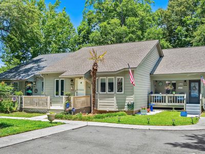 812 Villas Ct. #812