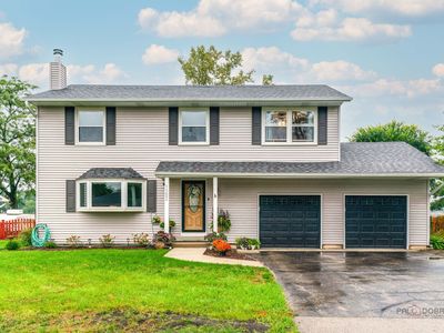 Property at 1502 Sunset Dr, Holiday Hills, IL