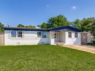10932 Dunaway Dr
