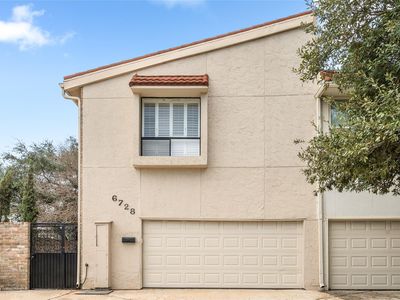 6728 Buffalo Speedway W