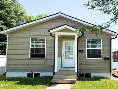 516 University Ave